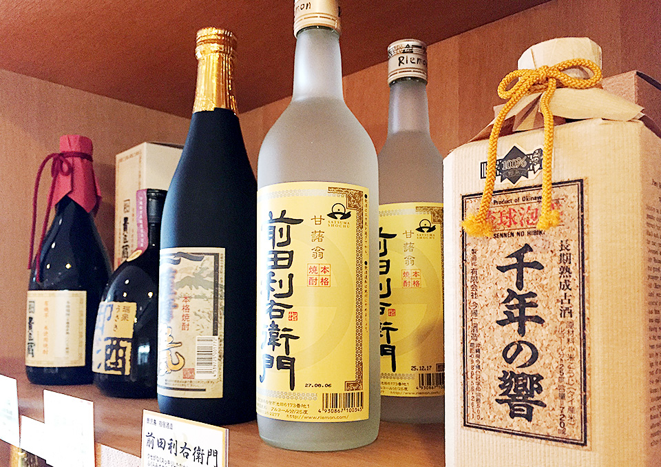 たちばなや店内の焼酎画像